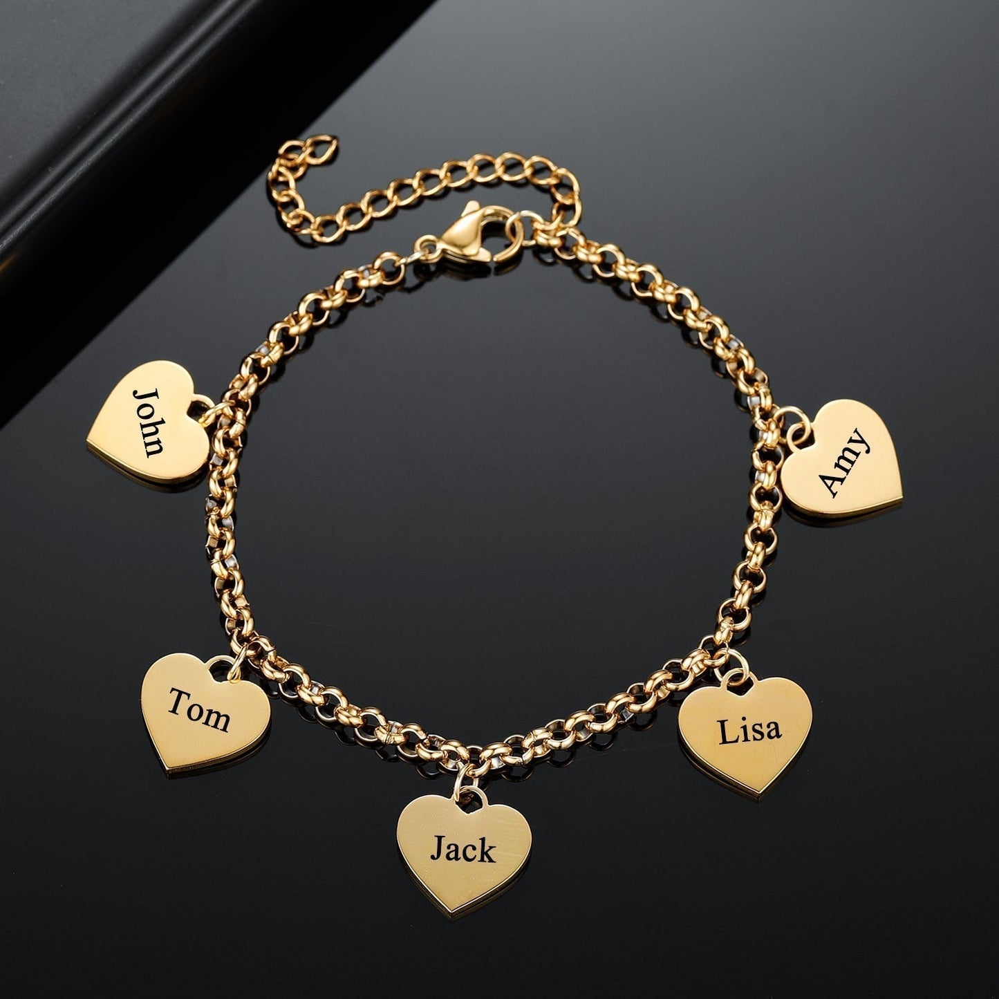 Pulseira Ajustável com pingentes de coração com nomes personalizados banhados a ouro 18K